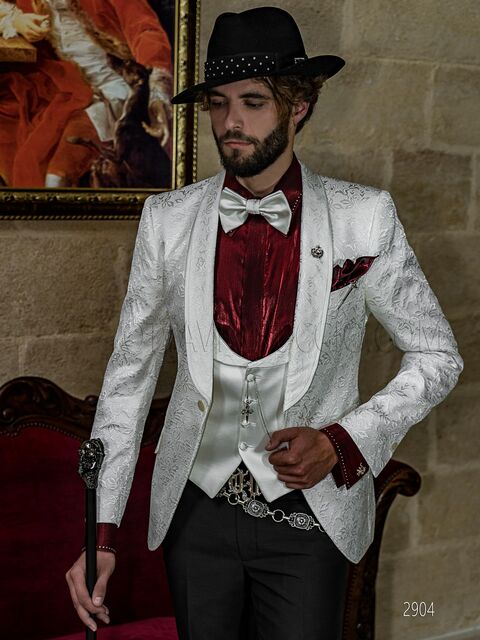 Smoking sciallato look moderno con giacca broccata bianca e pantalone nero