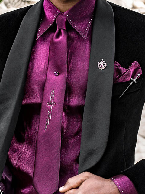 Cravatta e Fazzoletto in lurex fucsia con applicazioni