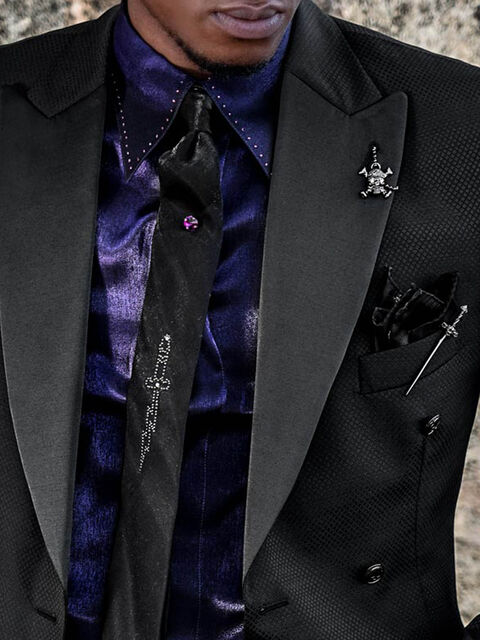 Cravatta e Fazzoletto in lurex nero con applicazioni