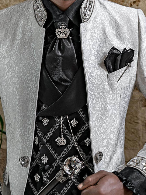 Gilet doppiopetto sciallato in misto lana nero con ricamo argento