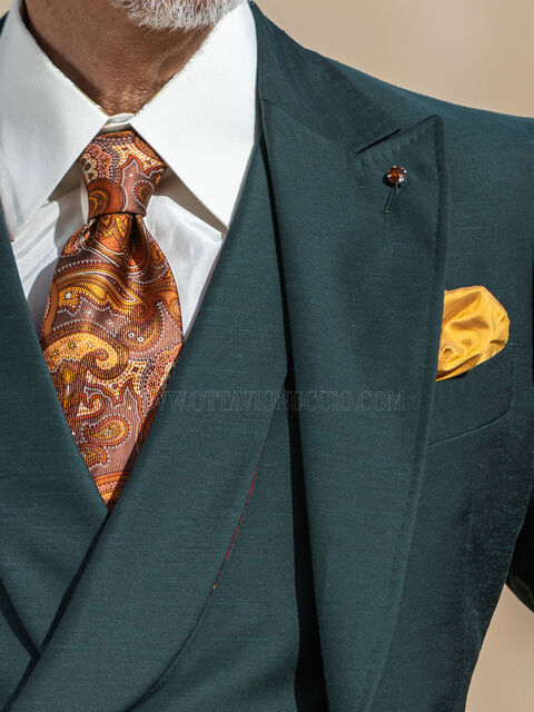 Cravatta in seta jacquard fantasia marrone
