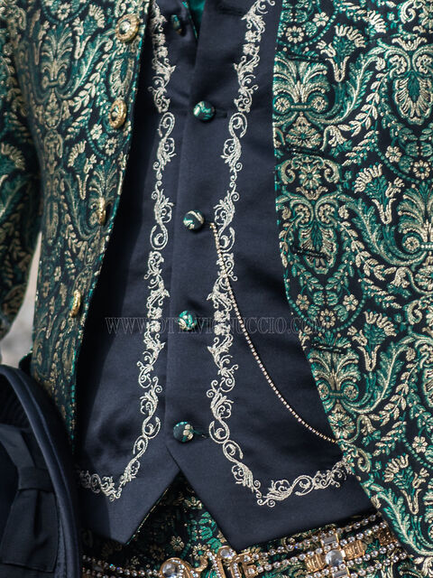 Gilet in raso nero con ricamo oro