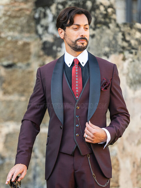 Smoking uomo bordeaux per matrimonio stile rock