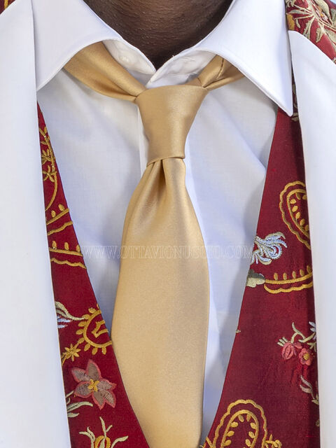 Cravattino e fazzoletto in raso oro